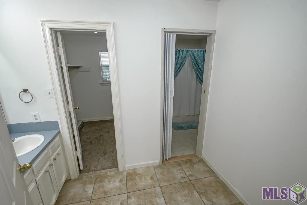 9750 West Blount Road Denham Springs, LA 70706 - Photo 20 of 38 Gallery Image 20