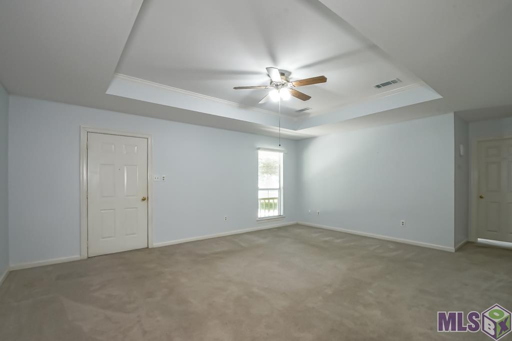 9750 West Blount Road Denham Springs, LA 70706 - Photo 7 of 38 Gallery Image 7