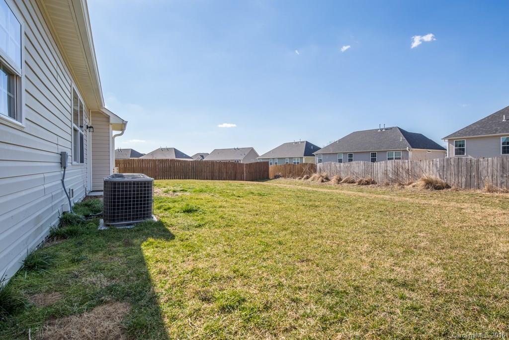 144 Haw River Road, Unit 212 Fletcher, NC 28732 - Photo 12 of 16