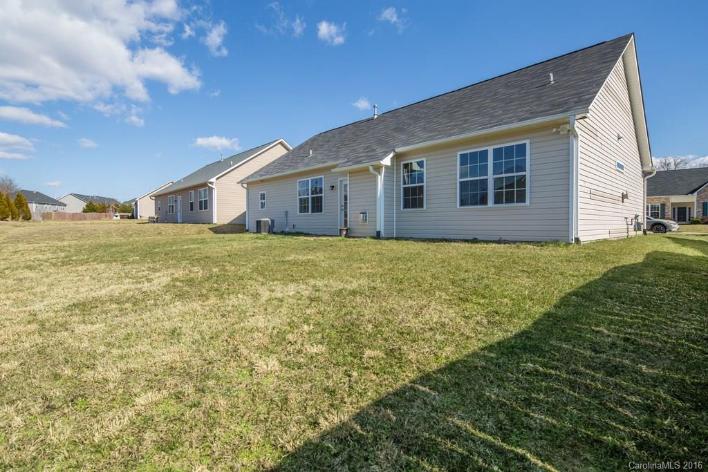 144 Haw River Road, Unit 212 Fletcher, NC 28732 - Photo 13 of 16