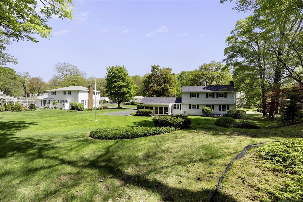 55 Longfellow Road Holyoke, MA 01040 - Photo 9 of 35