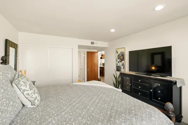 $1,599,900 | 119 Via Coronado, Rancho Santa Fe, CA 92091