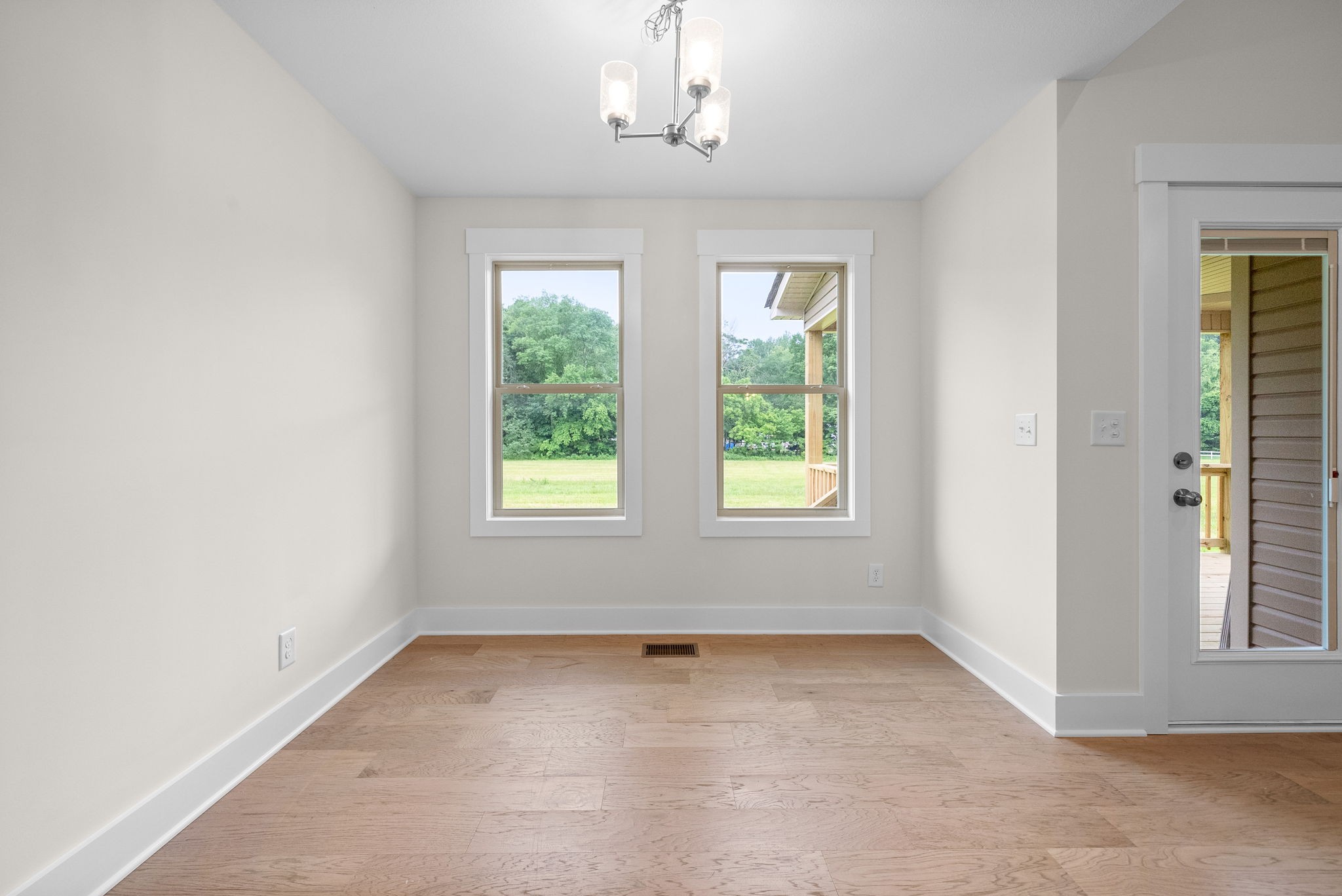 1928 Flats Road Cunningham, TN 37052 - Photo 20 of 49 an empty room with windows