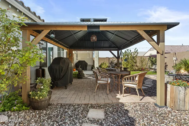 $349,900 | 6454 West Pleasant Oak Court, Florence, AZ 85132