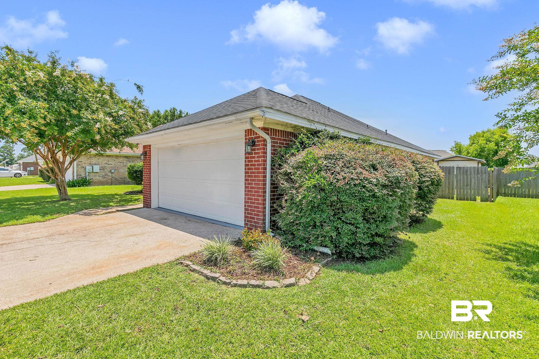 17015 Sugar Loop Foley, AL 36535 - Photo 9 of 63