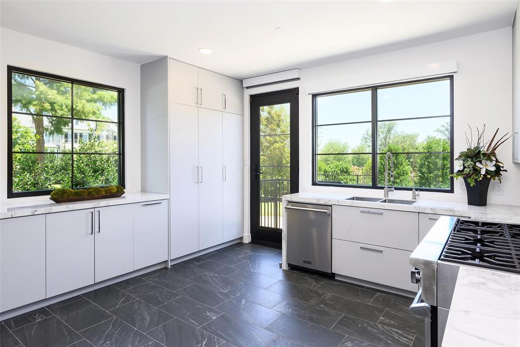 4700 Dorset Road Dallas, TX 75229 - Photo 12 of 40