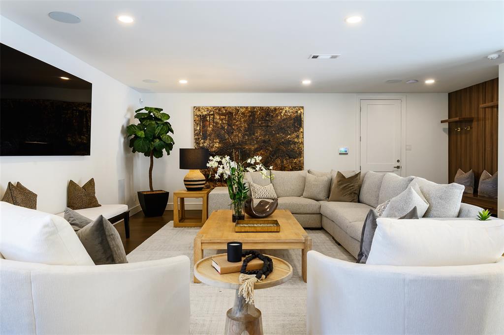 4700 Dorset Road Dallas, TX 75229 - Photo 14 of 40