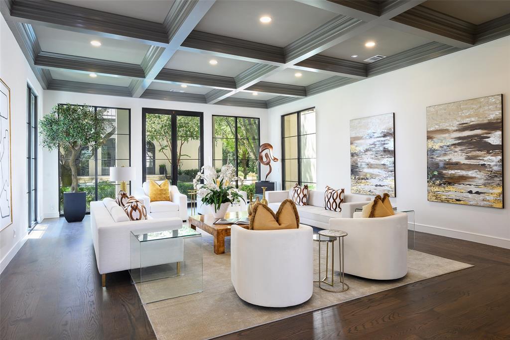 4700 Dorset Road Dallas, TX 75229 - Photo 5 of 40