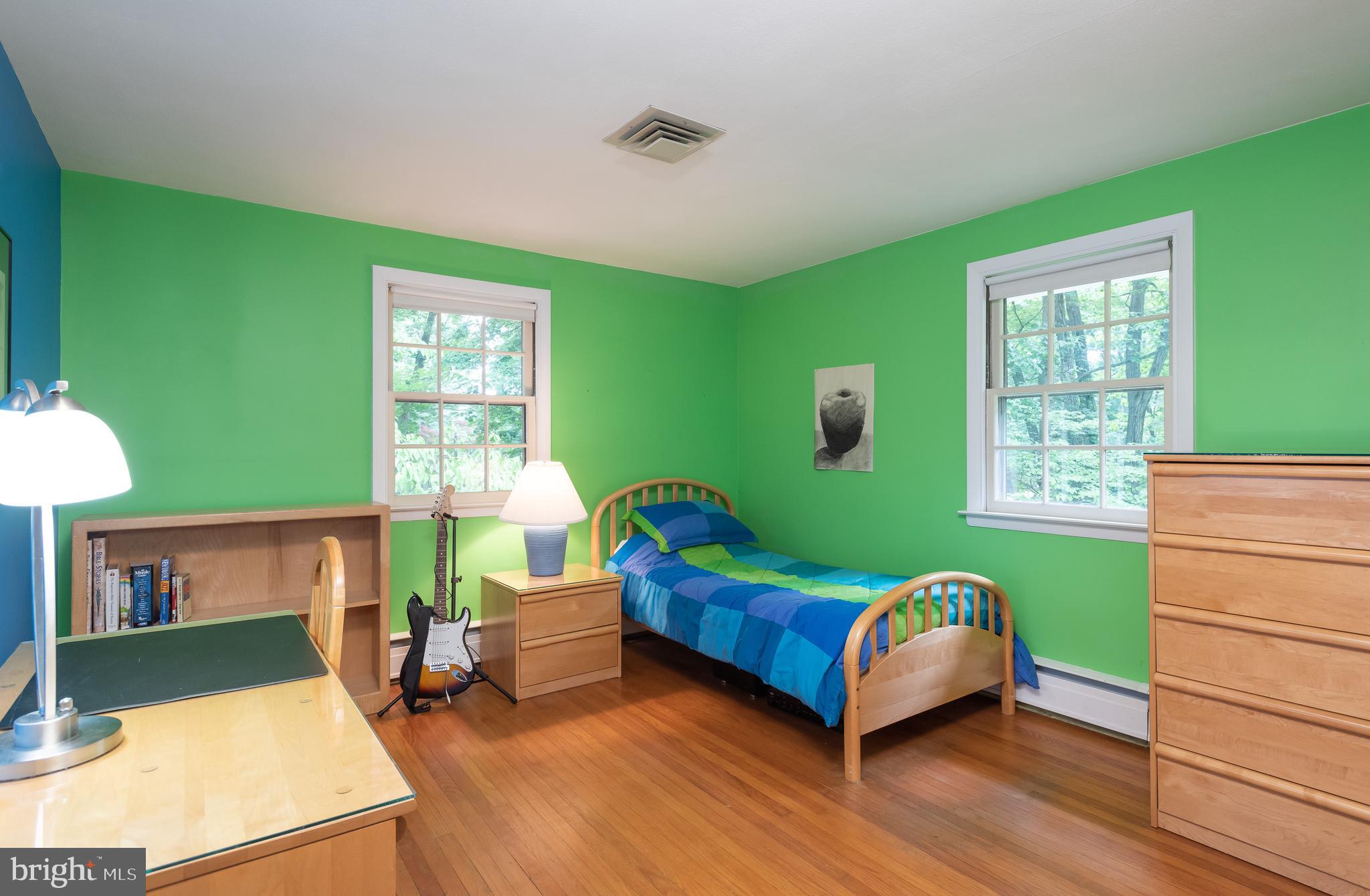 596 Barton Lane Wayne, PA 19087 - Photo 14 of 25 Gallery Image 14