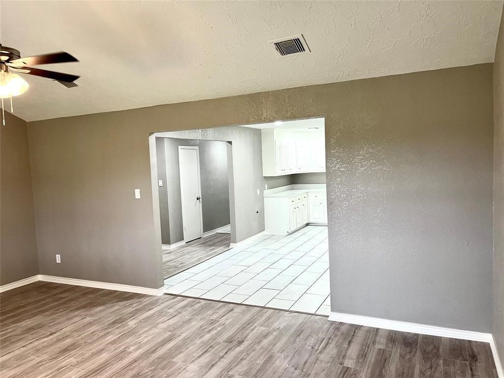 1604 Broken Arrow Street Baytown, TX 77521 - Photo 12 of 23