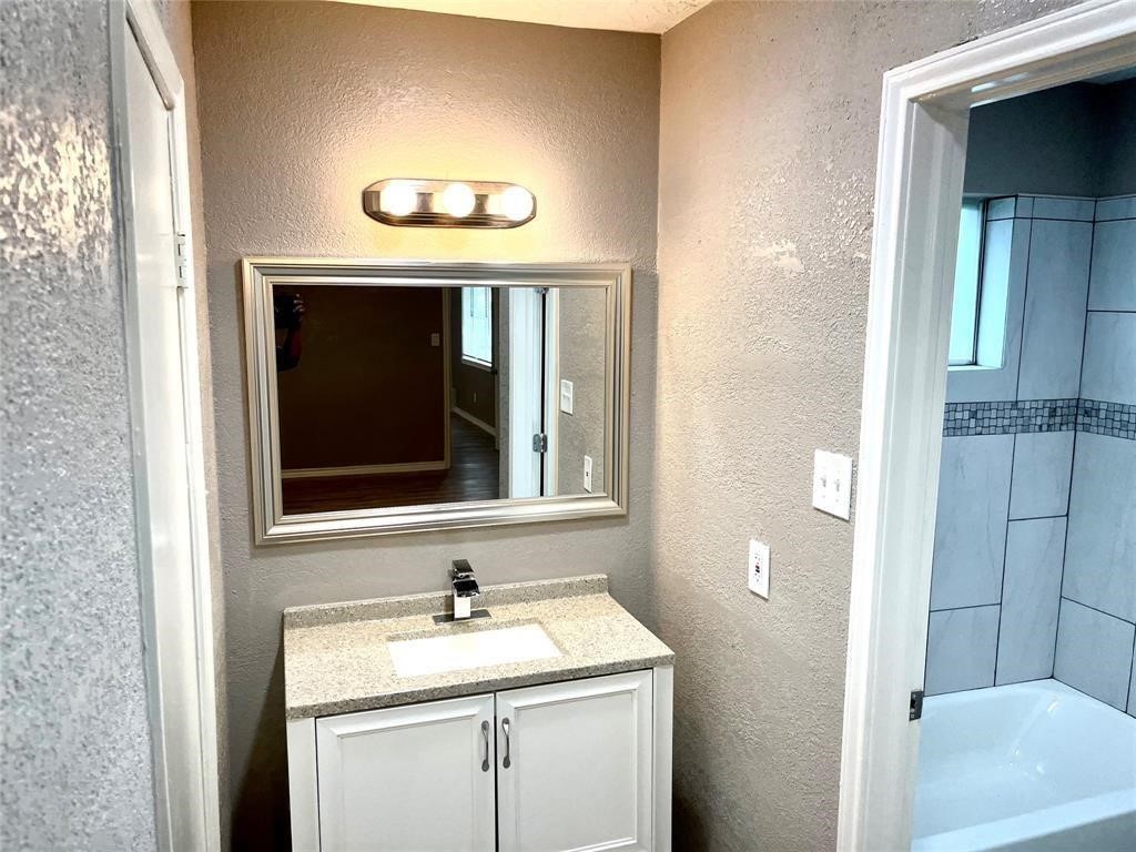1604 Broken Arrow Street Baytown, TX 77521 - Photo 15 of 23