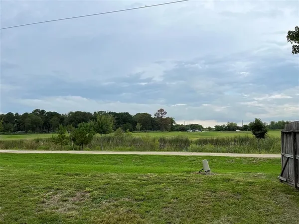 $2,100 | 1604 Broken Arrow Street, Baytown, TX 77521