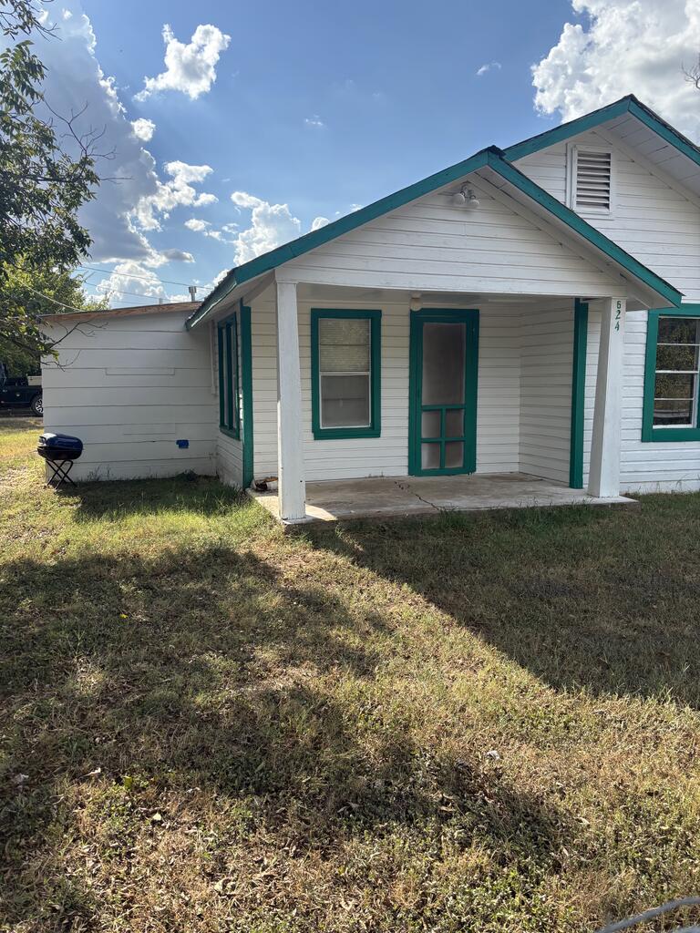 624 North Spring Street Mason, TX 76856 - Photo 3 of 11 Gallery Image 3