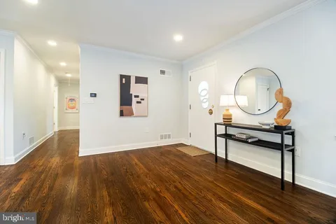 $1,500,000 | 3100 North Glebe Road, Arlington, VA 22207