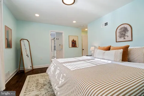 $1,500,000 | 3100 North Glebe Road, Arlington, VA 22207