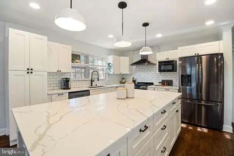 $1,500,000 | 3100 North Glebe Road, Arlington, VA 22207