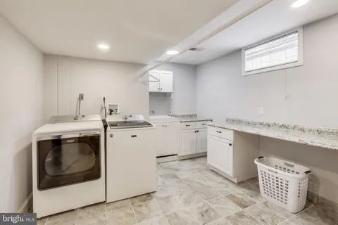 $1,500,000 | 3100 North Glebe Road, Arlington, VA 22207