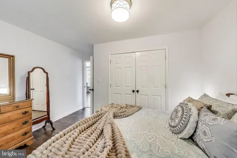 $1,500,000 | 3100 North Glebe Road, Arlington, VA 22207