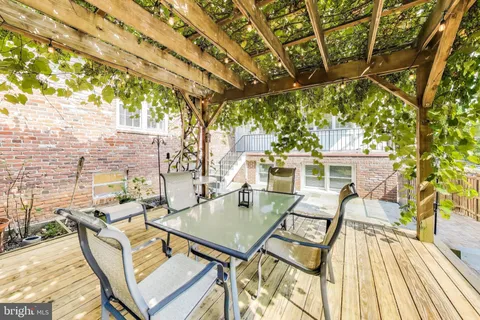 $1,500,000 | 3100 North Glebe Road, Arlington, VA 22207