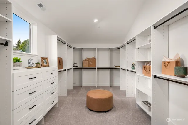 $4,648,800 | 1588 102nd Avenue Northeast, Bellevue, WA 98004