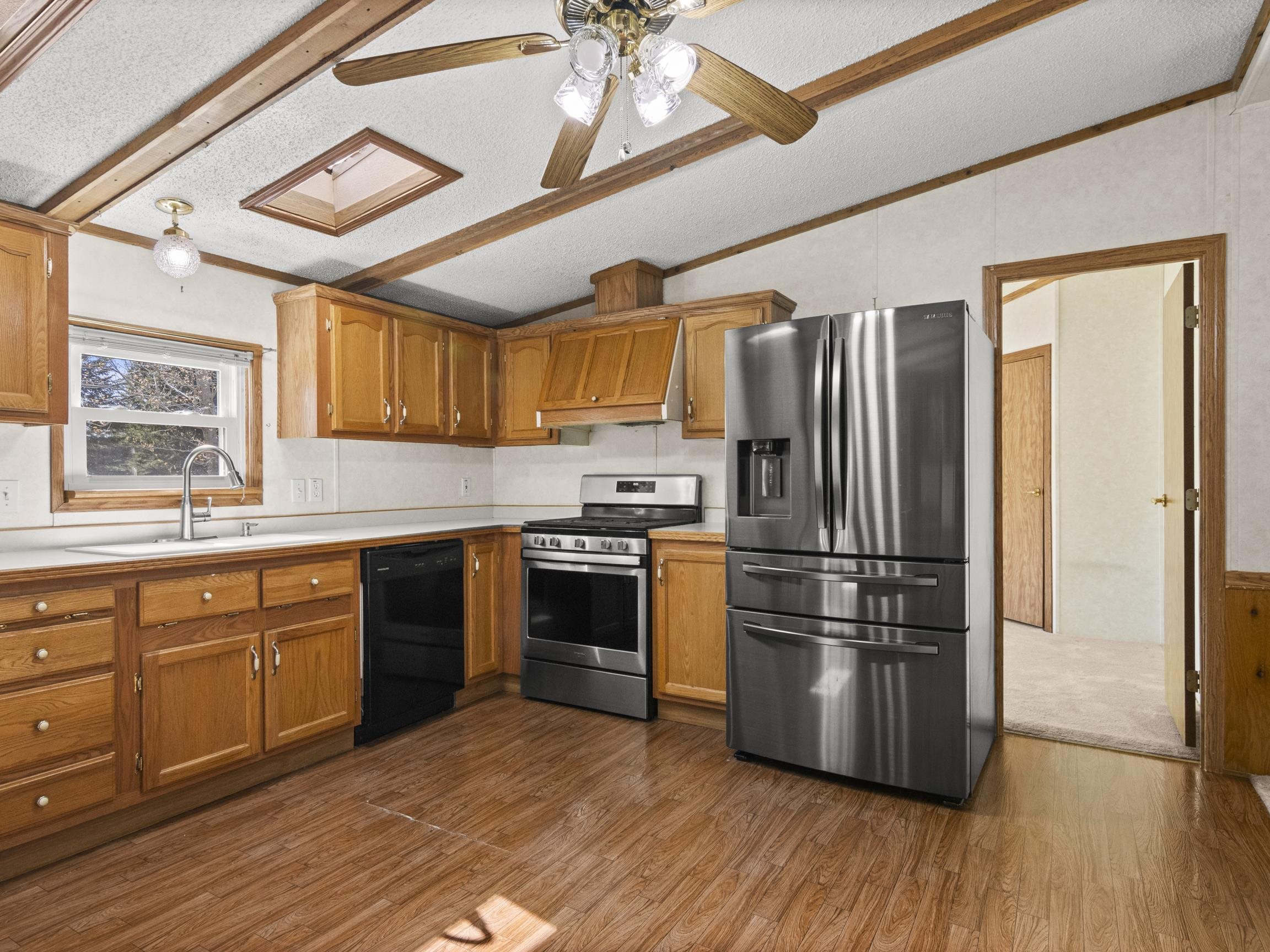 5891 North 19 Road Mesick, MI 49668 - Photo 11 of 38