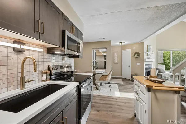 $325,000 | 1820 Newland Court, Unit 205, Lakewood, CO 80214