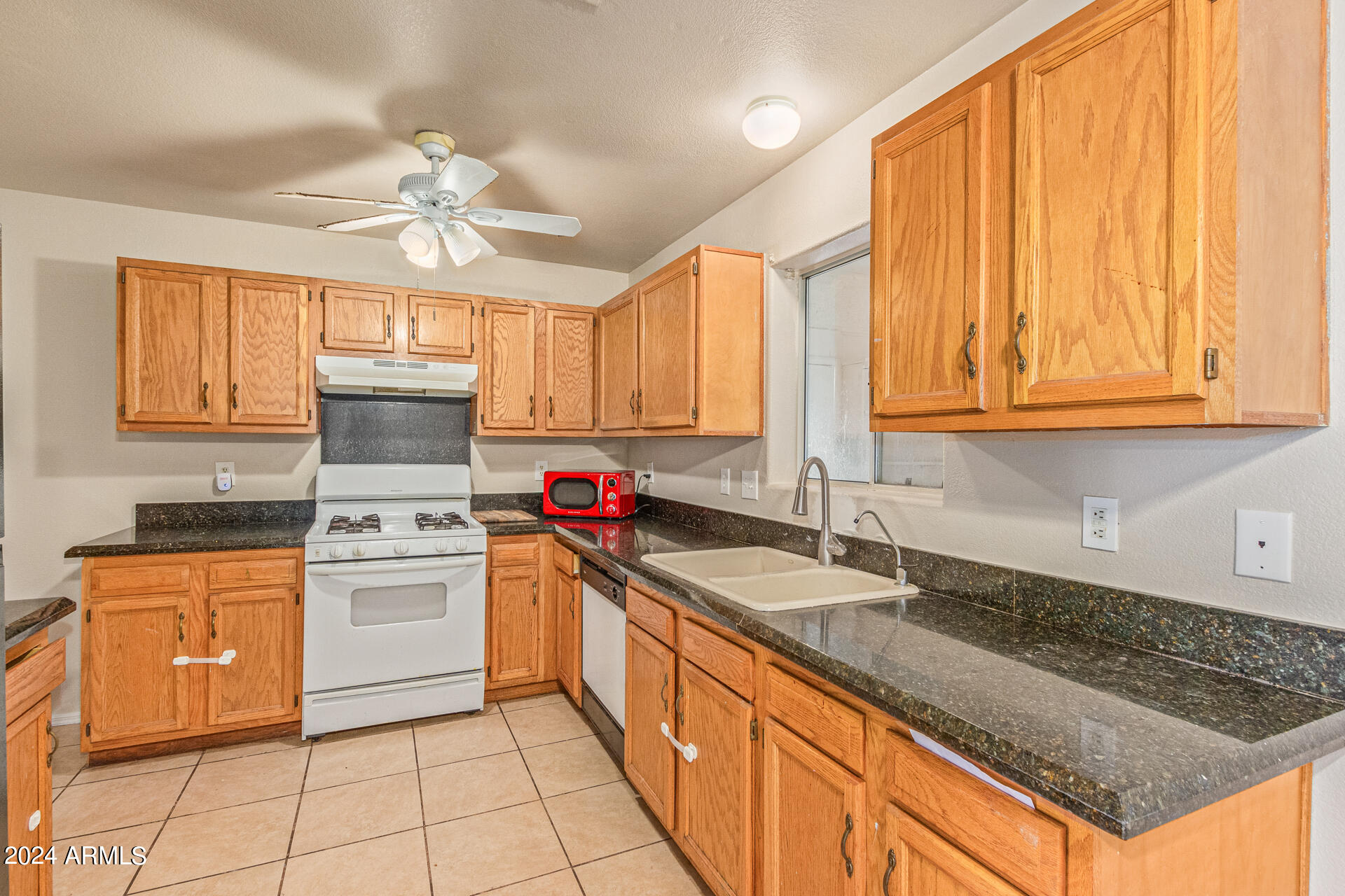167 South Picacho Heights Road Eloy, AZ 85131 - Photo 12 of 26 0016-13-Picacho