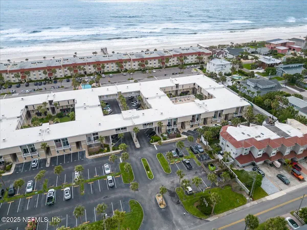 $400,000 | 901 Ocean Boulevard, Unit 25, Atlantic Beach, FL 32233