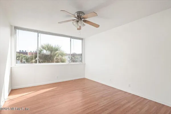 $400,000 | 901 Ocean Boulevard, Unit 25, Atlantic Beach, FL 32233