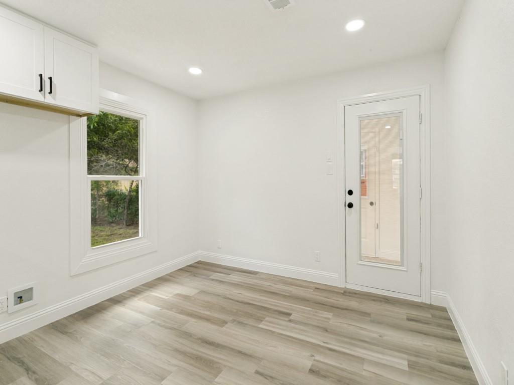 429 Harmon Road Hurst, TX 76053 - Photo 8 of 17