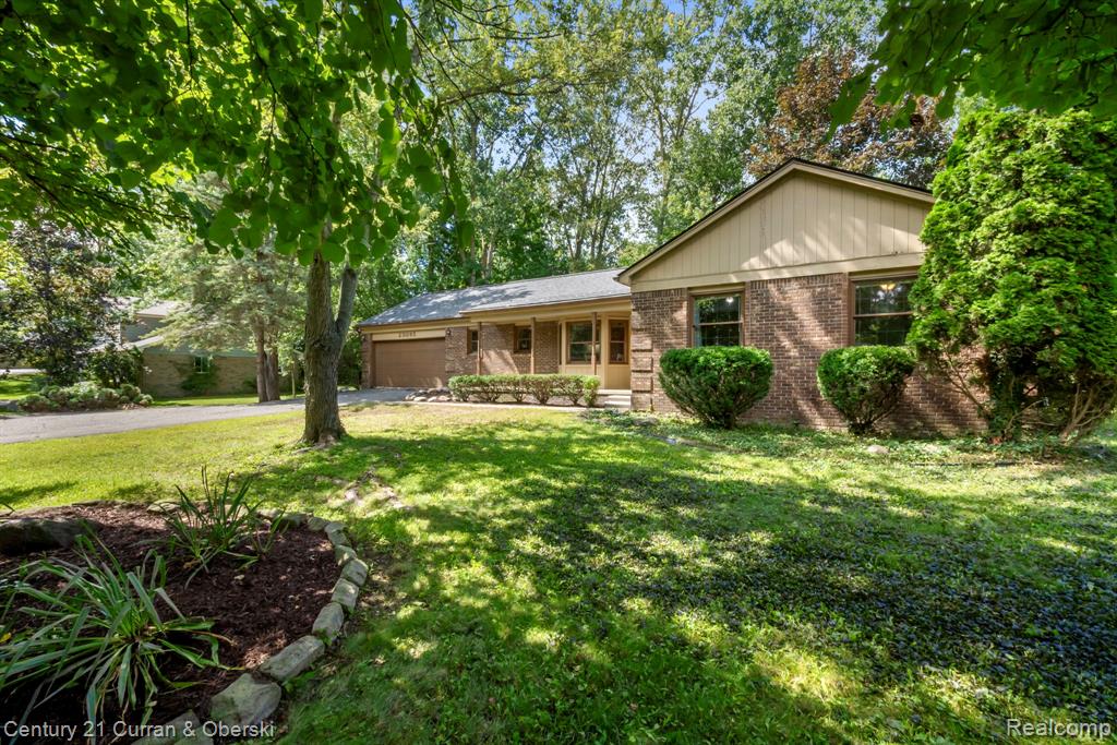 23095 Beck Road Novi, MI 48374 - Photo 5 of 44