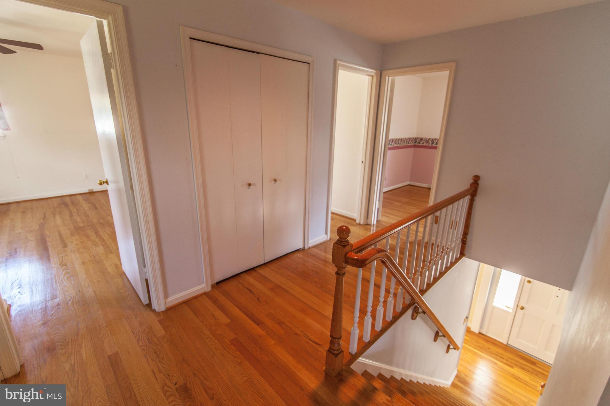 8611 Gateshead Road Alexandria, VA 22309 - Photo 9 of 24 Interior (General)
