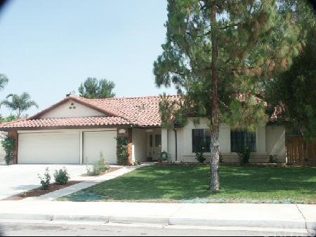 238 Gracefield Way Riverside, CA 92506 - Photo 1 of 1