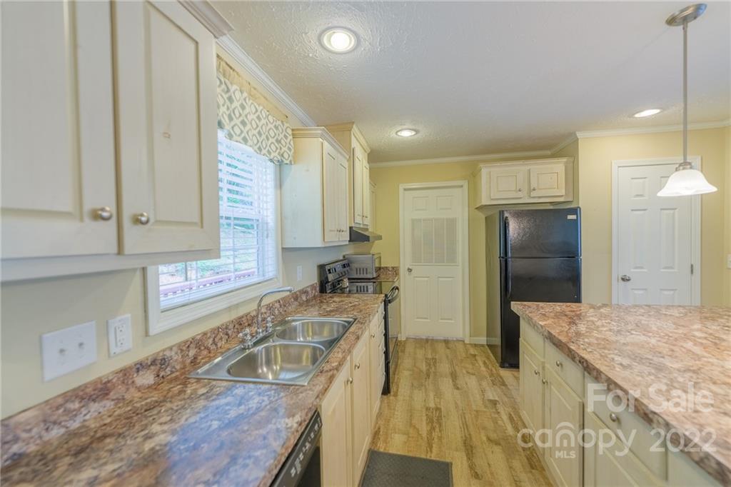 5 McLean Road Weaverville, NC 28787 - Photo 13 of 23 Gallery Image 13
