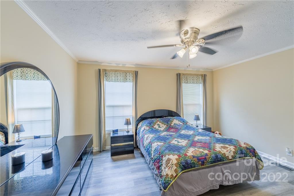 5 McLean Road Weaverville, NC 28787 - Photo 17 of 23 Gallery Image 17