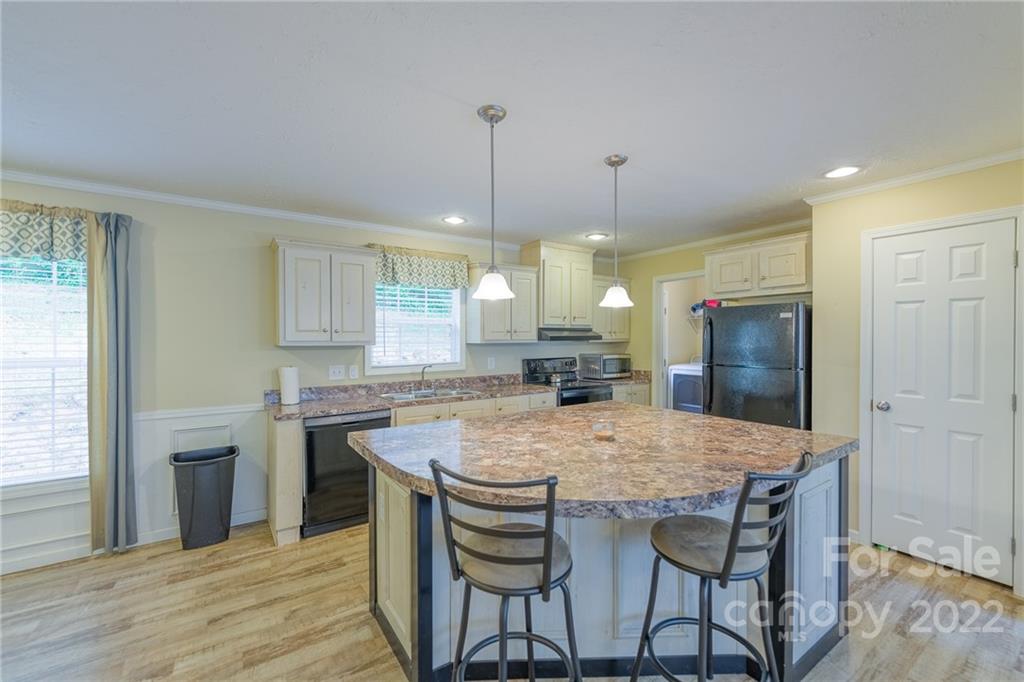 5 McLean Road Weaverville, NC 28787 - Photo 10 of 23 Gallery Image 10