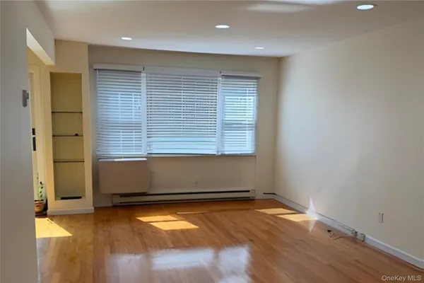 $3,000 | 209-16 23rd Avenue | Bay Terrace