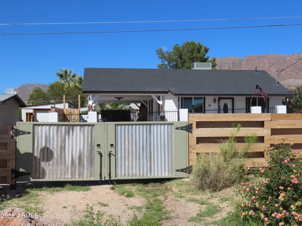 $265,000 | 835 West Spray Street, Superior, AZ 85173