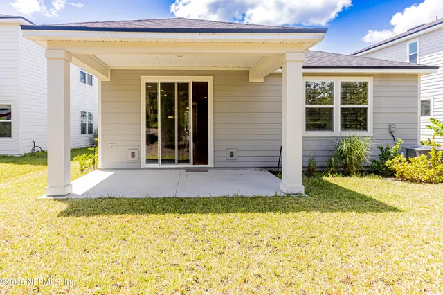 $2,350 | 71 Wambaw Drive, St. Johns, FL 32259