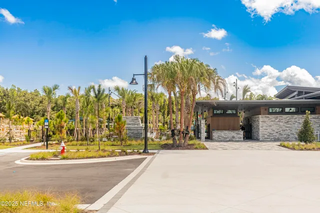 $2,350 | 71 Wambaw Drive, St. Johns, FL 32259