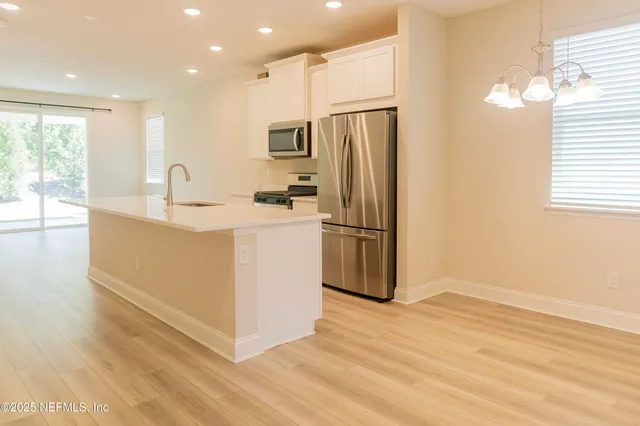 $2,350 | 71 Wambaw Drive, St. Johns, FL 32259