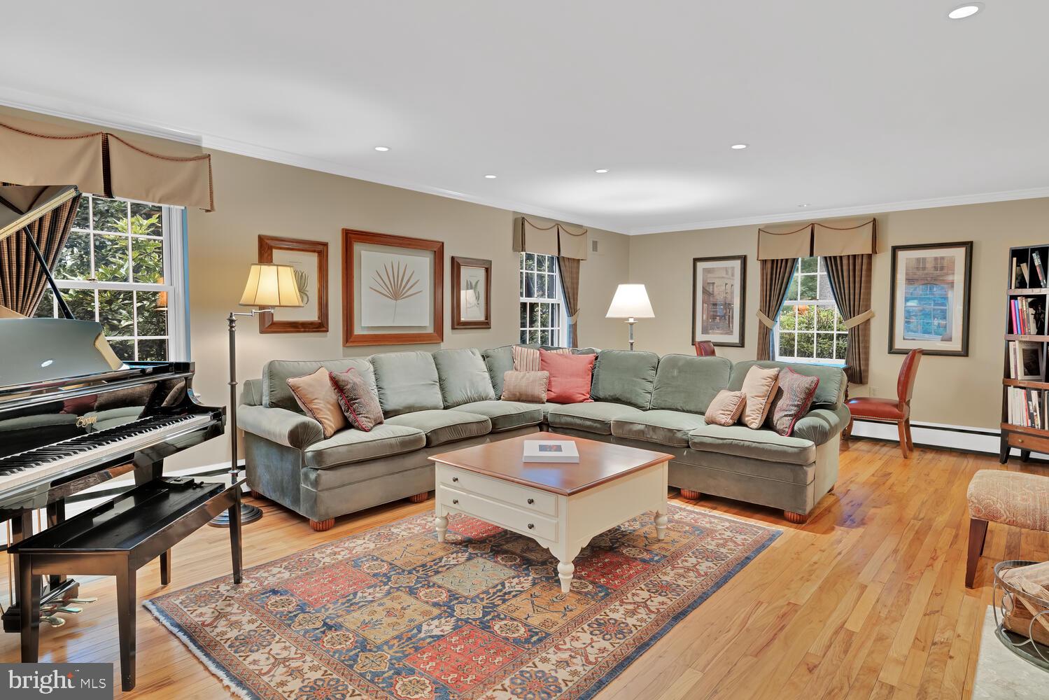 1435 Hunter Road Jenkintown, PA 19046 - Photo 8 of 73 Living Room