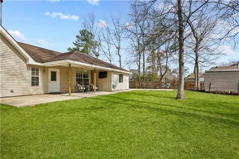 $335,000 | 707 Stonewood Drive, Covington, LA 70433
