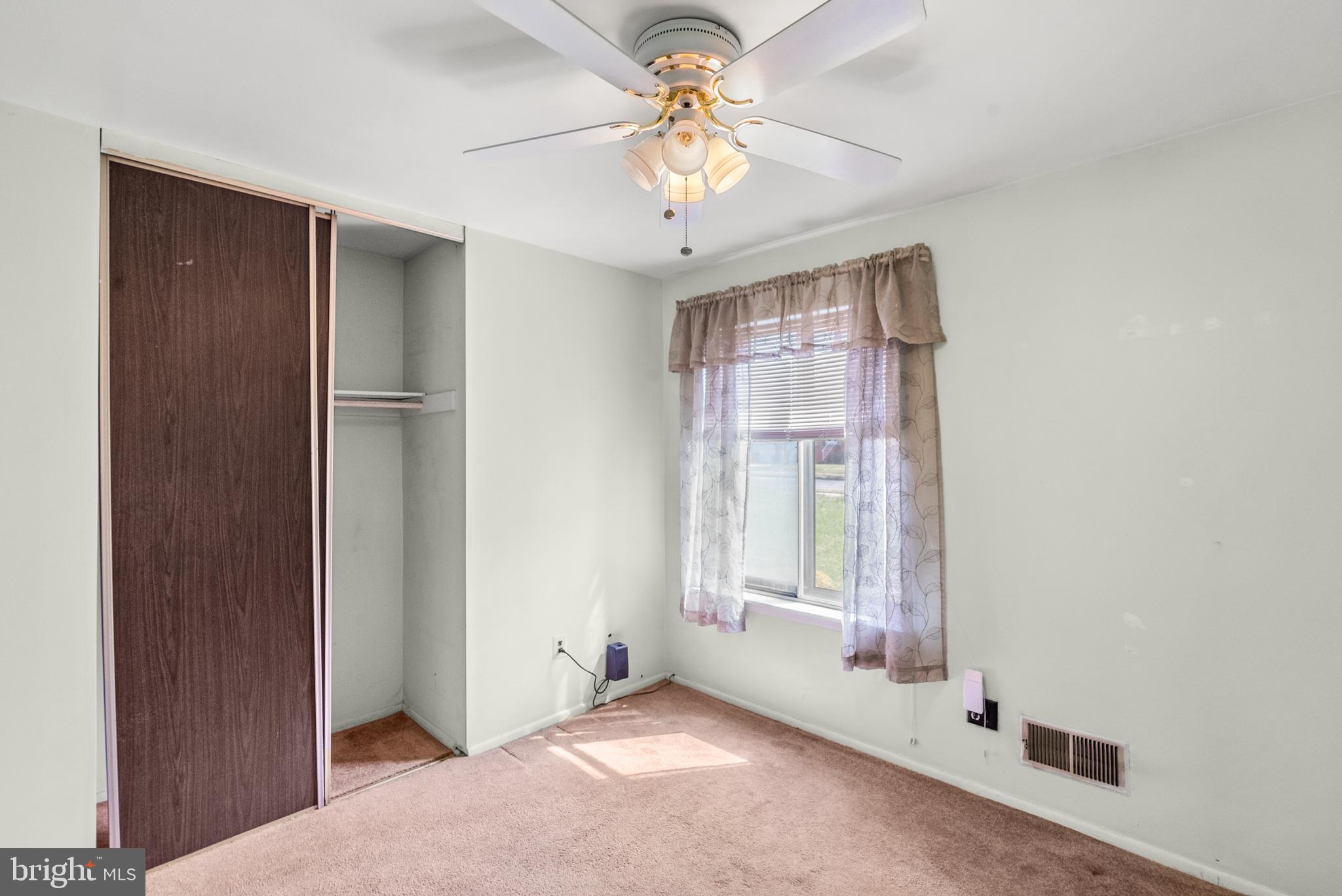 116 Lotus Lane Carneys Point, NJ 08069 - Photo 14 of 23