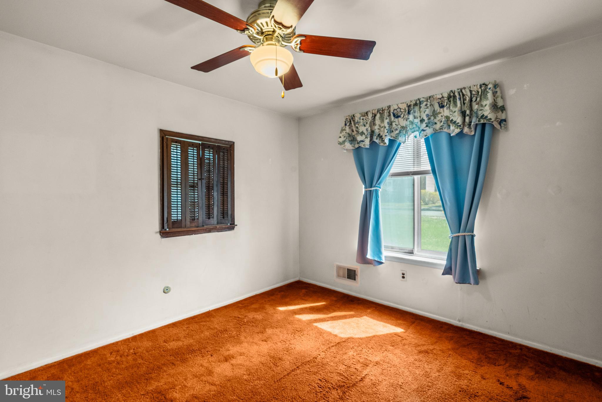 116 Lotus Lane Carneys Point, NJ 08069 - Photo 17 of 23