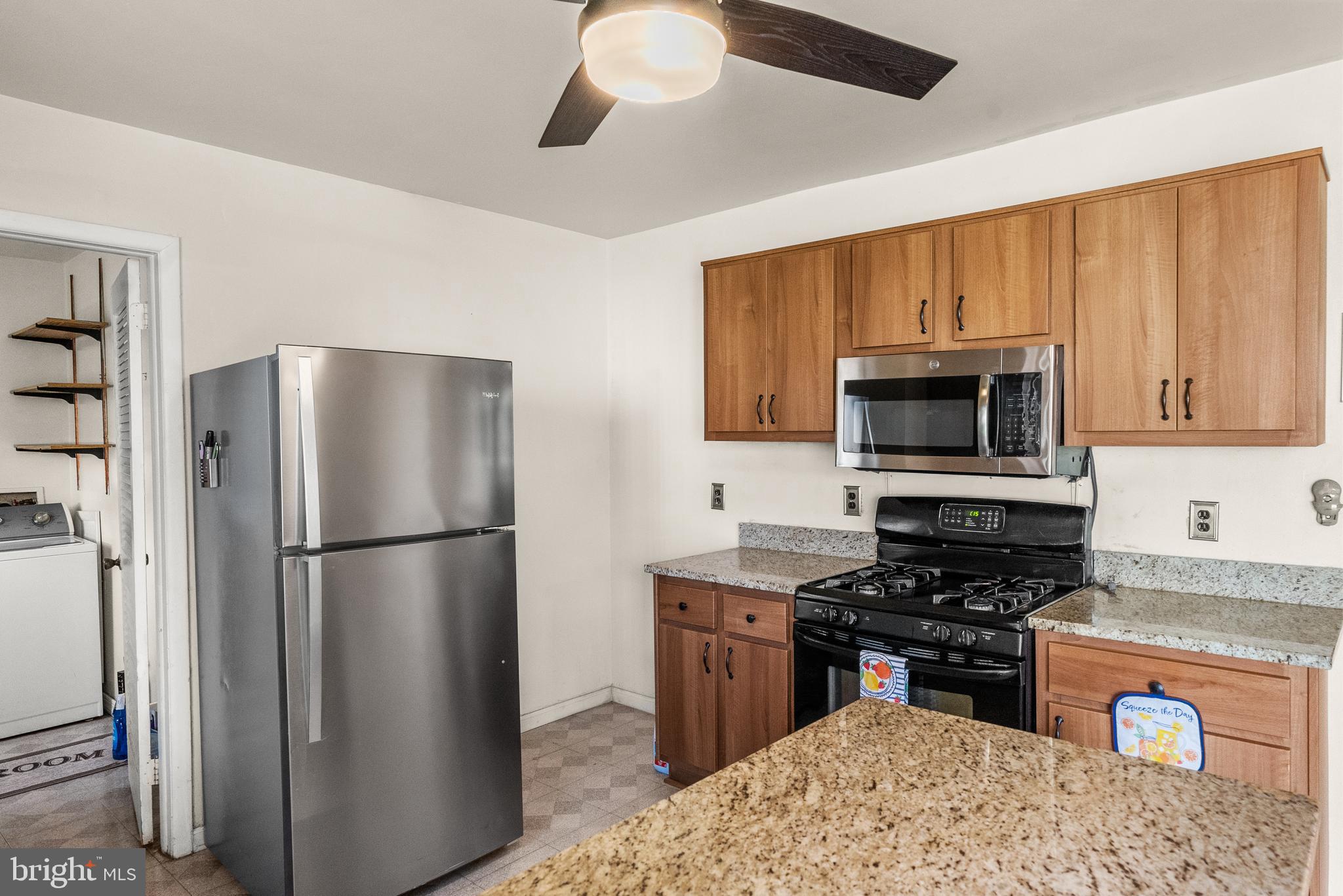 116 Lotus Lane Carneys Point, NJ 08069 - Photo 8 of 23