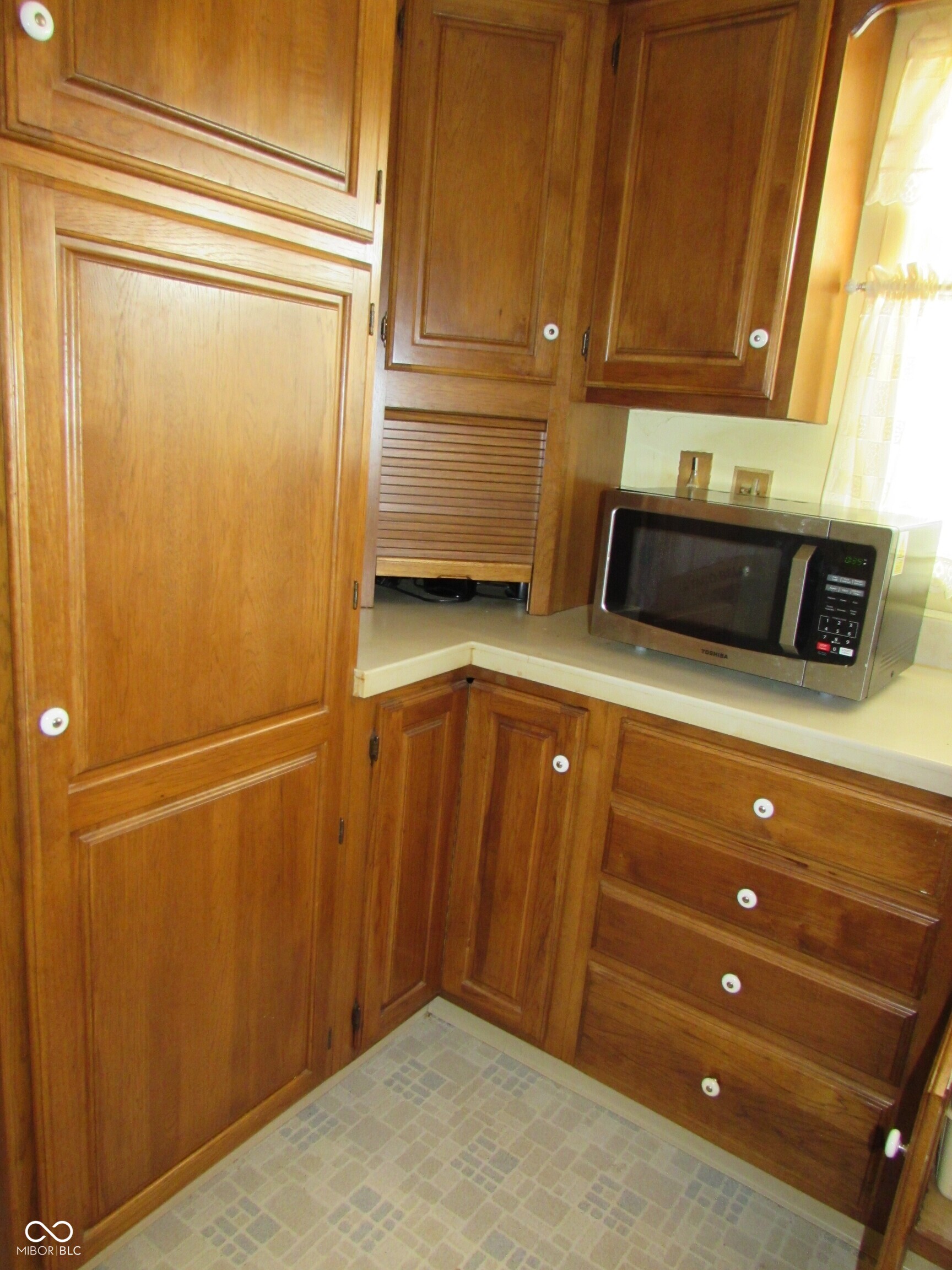 1532 Weslow Court Anderson, IN 46011 - Photo 7 of 28