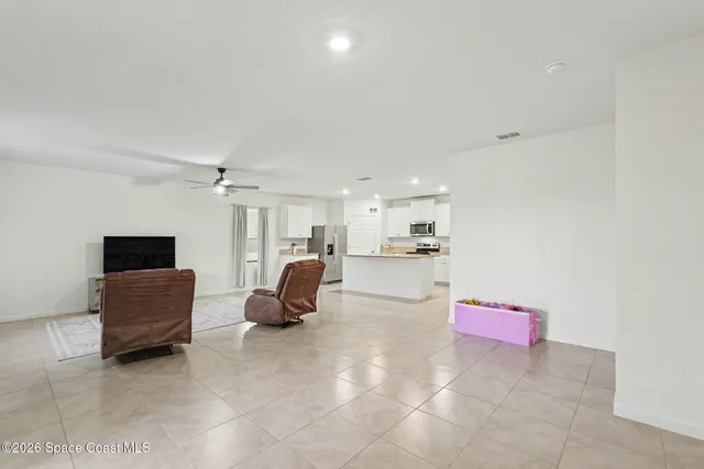 $388,777 | 7528 Tourmaline Drive, Grant, FL 32949