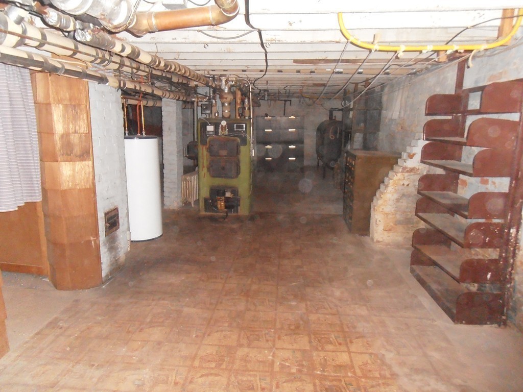 61 Hampden Street Springfield, MA 01151 - Photo 20 of 28