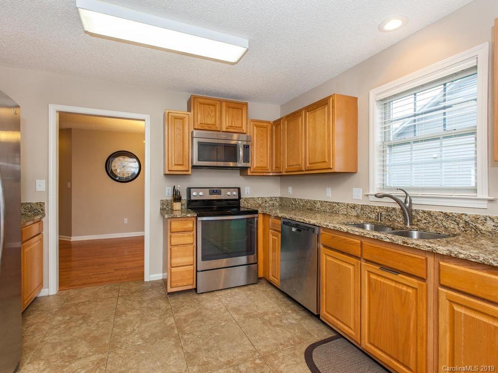 77 Stonehollow Road Fletcher, NC 28732 - Photo 11 of 22
